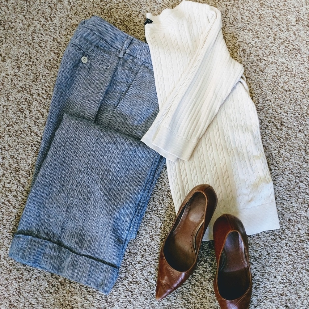 Wide leg cuffed trousers